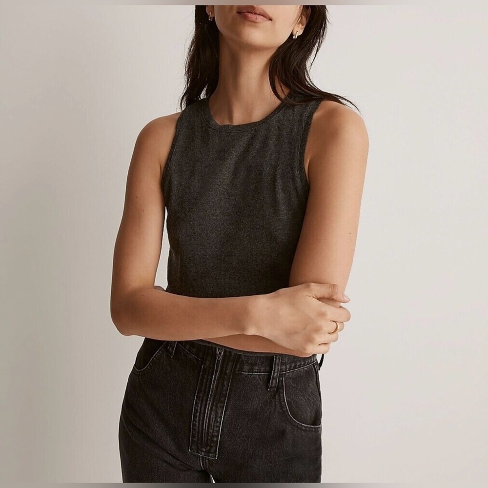 Madewell Ribbed Sleeveless Tank in Black Coal